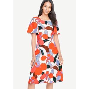 NWT Ann Taylor 2P Bold Blooms Floral Linen Blend Tie Back Flutter Sleeve Dress